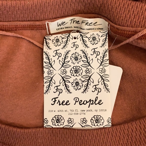 Free People Cuddle Bubble top NWT XS - Picture 7 of 7